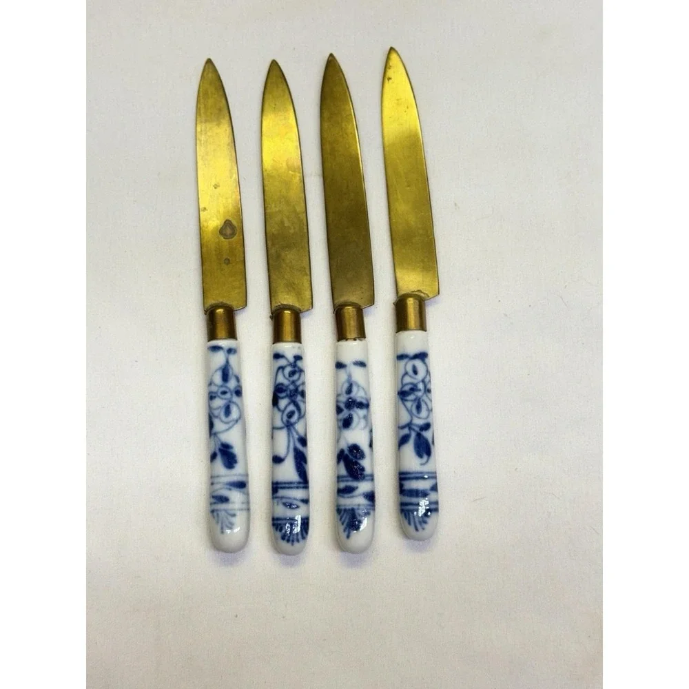 Antique Uchatius Bronce Germany Fruit Knives Set 4 Blue Onion Porcelain